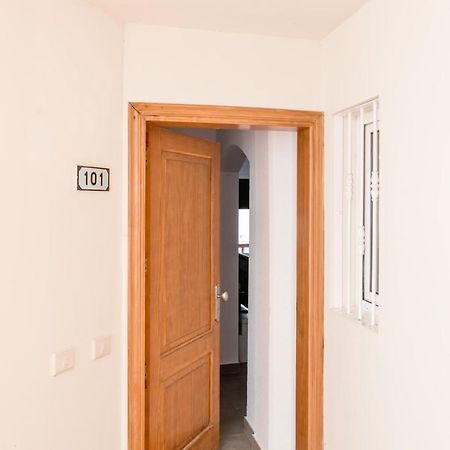 Homeforguest Apartamento Con Piscina A 50M Del Mar En La Caleta أذيخي المظهر الخارجي الصورة