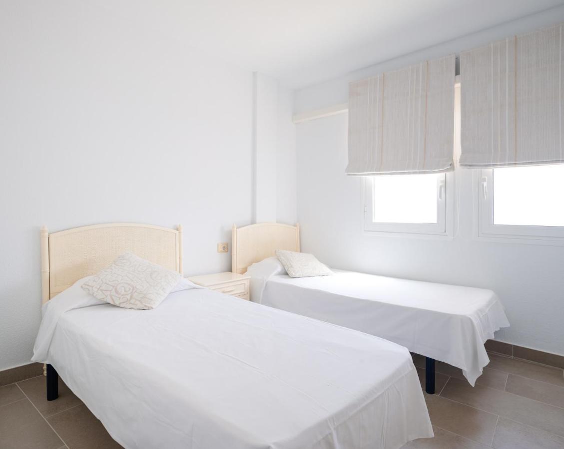 Homeforguest Apartamento Con Piscina A 50M Del Mar En La Caleta أذيخي المظهر الخارجي الصورة