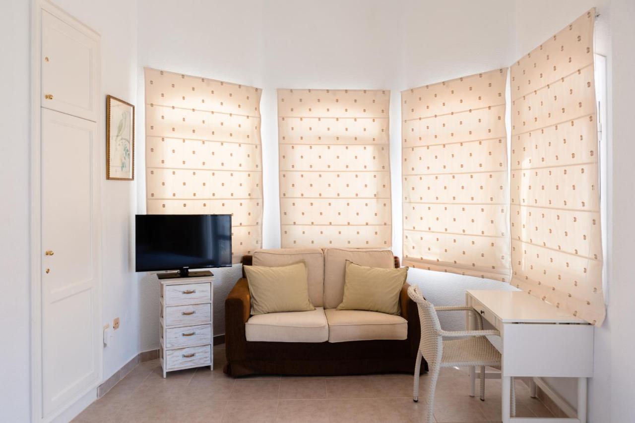 Homeforguest Apartamento Con Piscina A 50M Del Mar En La Caleta أذيخي المظهر الخارجي الصورة